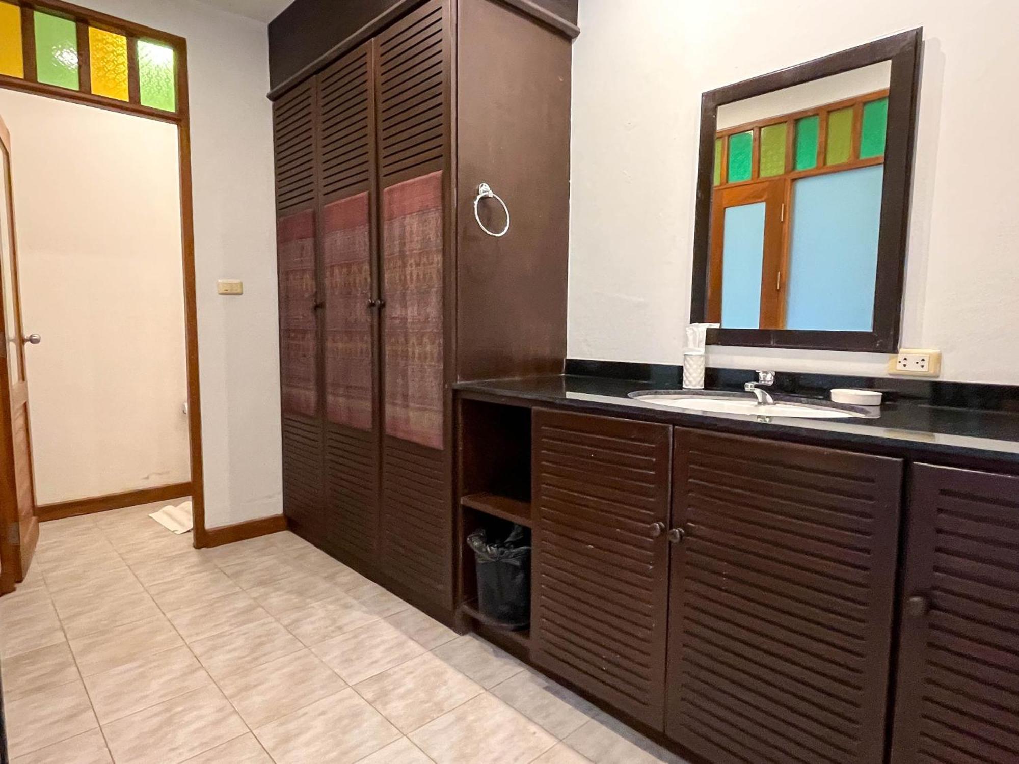 Baleeyan Residence Thalang Pokoj fotografie