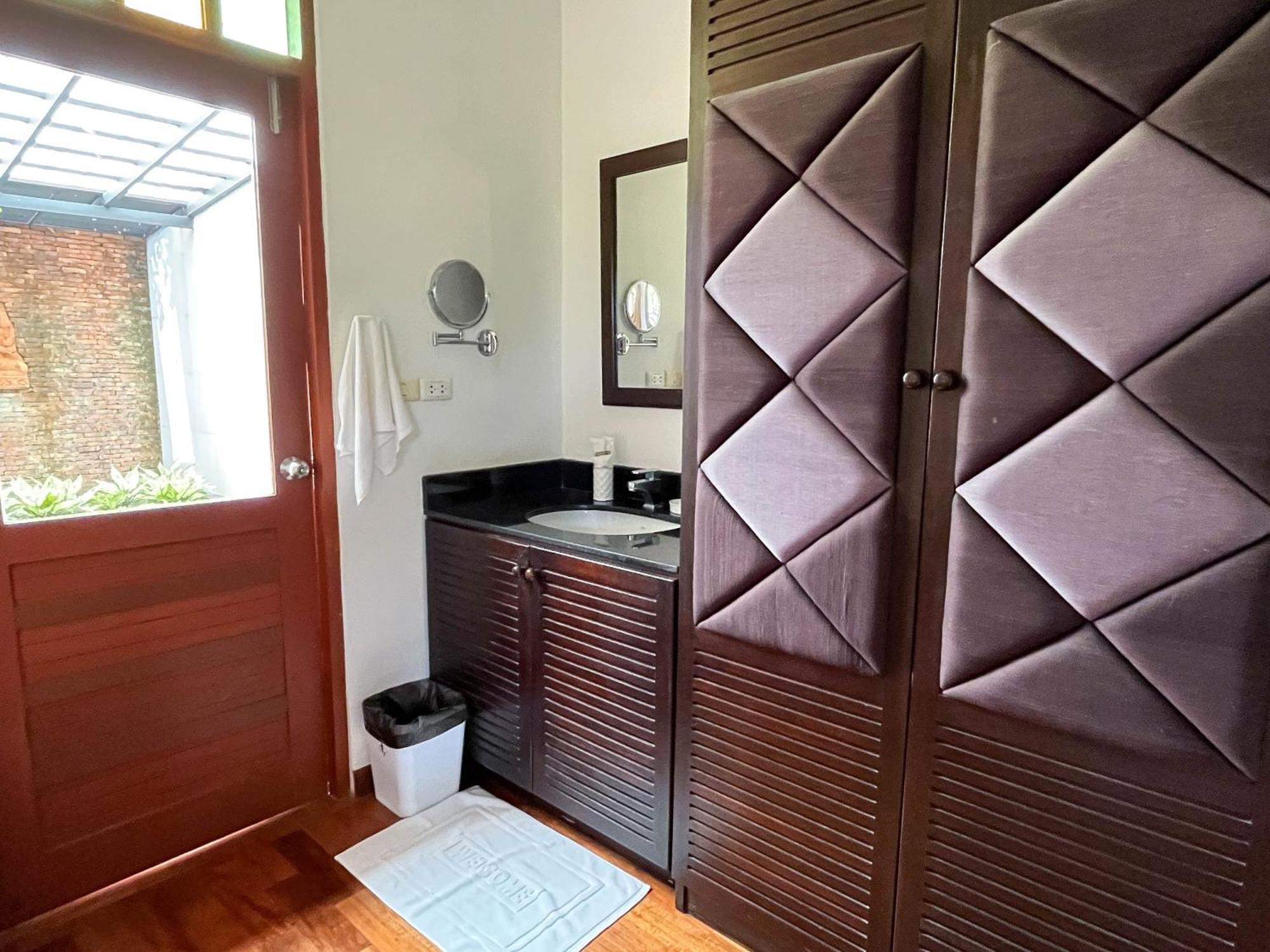 Baleeyan Residence Thalang Pokoj fotografie
